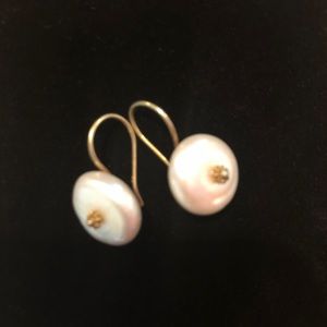 Jewelry - Freshwater and gold plated drop earrings Jewelry - Freshwater and gold plated drop earrings